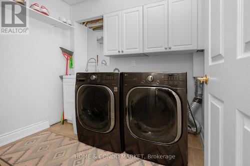 194 Lakeshore Road W, Mississauga, ON 