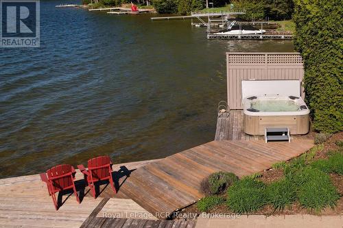 139 South Shores Road, Grey Highlands, ON 