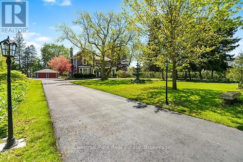 CIRCULAR DRIVEWAY - 1663 5Th Avenue E, Owen Sound, ON 