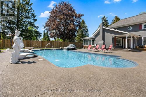FUN IN THE SUN ... full aggregate deck. - 1663 5Th Avenue E, Owen Sound, ON 