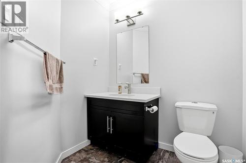 253 250 Akhtar Bend, Saskatoon, SK 