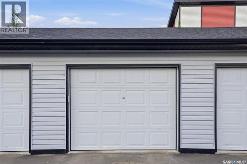 253 250 Akhtar Bend, Saskatoon, SK 