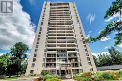 2706 - 1785 FROBISHER LANE  Ottawa, ON K1G 3T7