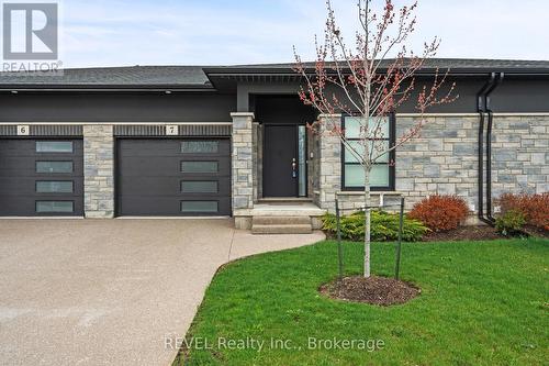 7 - 7138 PARSA STREET E  Niagara Falls (Brown), ON L2H 3W1