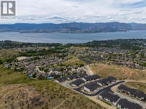 796 Kuipers Crescent Unit# 2, Kelowna, BC 