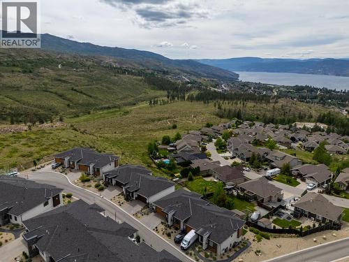 796 Kuipers Crescent Unit# 2, Kelowna, BC 