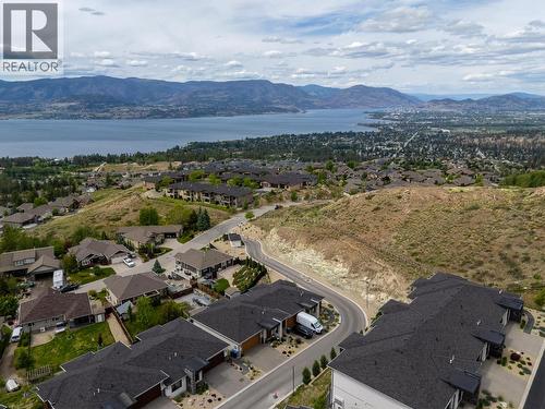 796 Kuipers Crescent Unit# 2, Kelowna, BC 