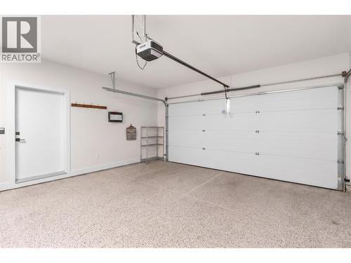 796 Kuipers Crescent Unit# 2, Kelowna, BC 