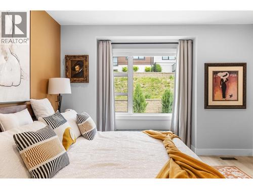 796 Kuipers Crescent Unit# 2, Kelowna, BC 