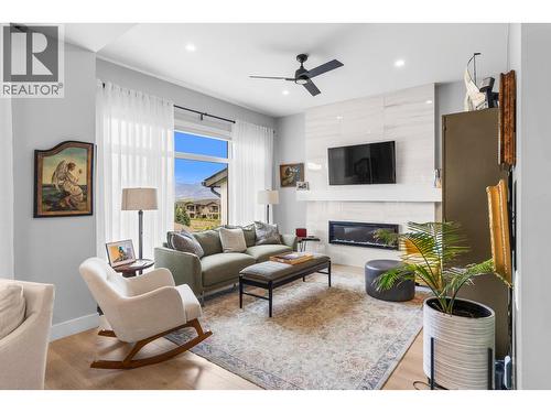 796 Kuipers Crescent Unit# 2, Kelowna, BC 