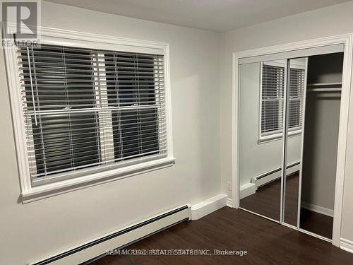 378 Lakeshore Road W, Mississauga, ON 