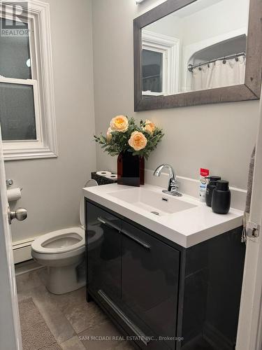 378 Lakeshore Road W, Mississauga, ON 