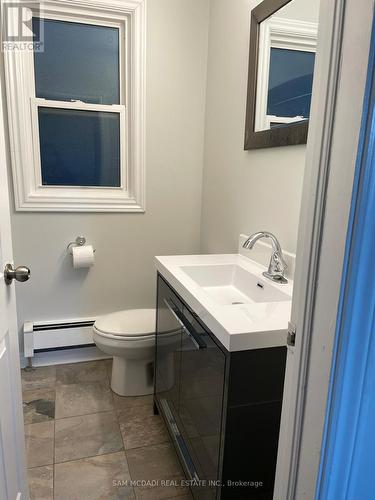378 Lakeshore Road W, Mississauga, ON 