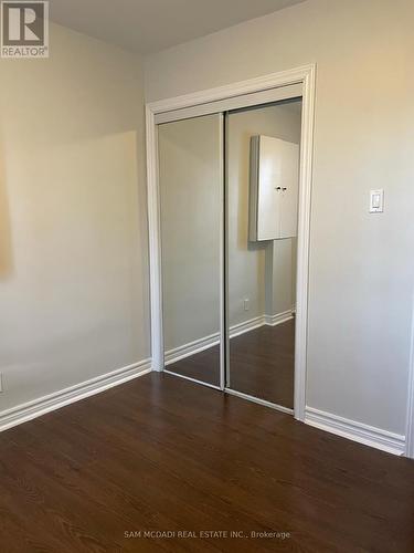 378 Lakeshore Road W, Mississauga, ON 