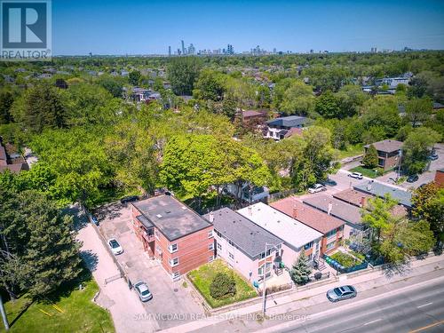 378 Lakeshore Road W, Mississauga, ON 