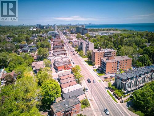 378 Lakeshore Road W, Mississauga, ON 