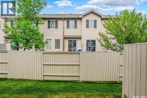 2 102 Pawlychenko Lane, Saskatoon, SK 