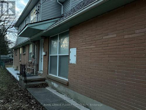 UPPER FLOOR - 30 WOODWARD AVENUE , London North, Ontario N6H 2G7