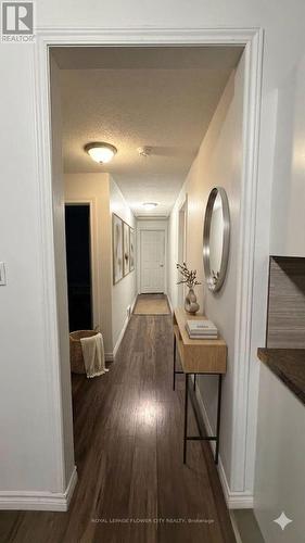 UPPER FLOOR - 30 WOODWARD AVENUE , London North, Ontario N6H 2G7 4