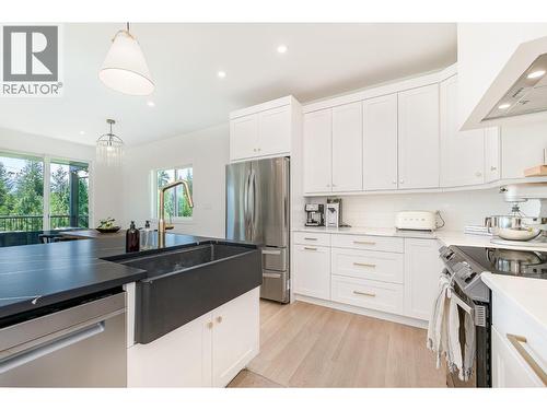 952 Ridgewood Drive, Enderby, BC 