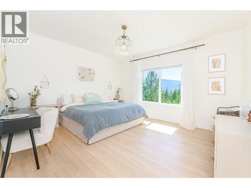 952 Ridgewood Drive, Enderby, BC 