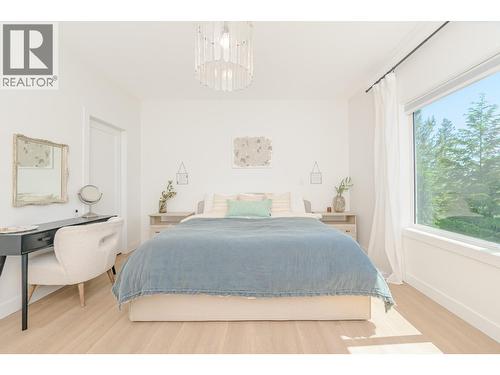 952 Ridgewood Drive, Enderby, BC 