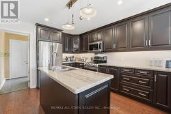 Centre Island, Stainless Steel appliances - 