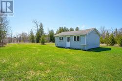 Separate entrance to workshop/home office w/ hydro - 