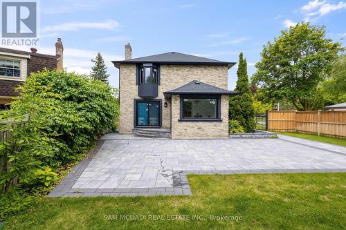 2535 Robin Drive, Mississauga, ON 