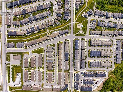 2402 Fall Harvest Crescent, Pickering, ON 