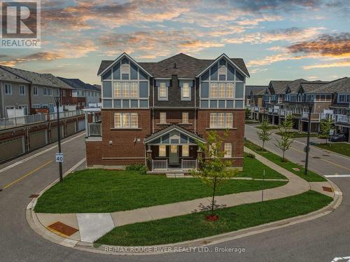 2402 Fall Harvest Crescent, Pickering, ON 