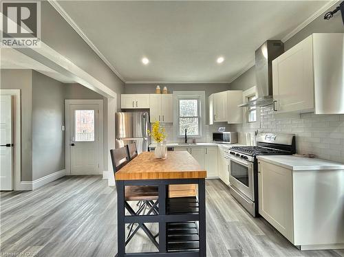 9 Fourth Avenue, St. Thomas, ON 