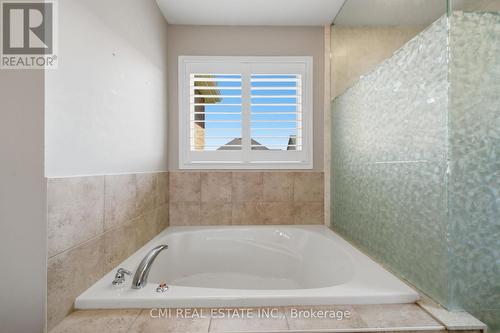 82 Gwillimbury Drive, Bradford West Gwillimbury, ON 