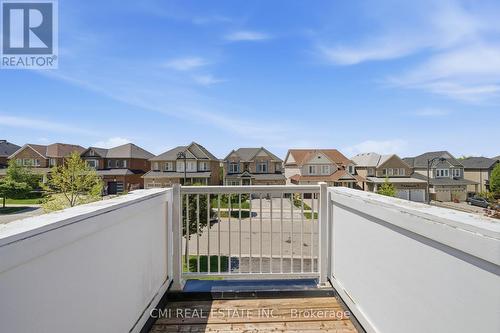 82 Gwillimbury Drive, Bradford West Gwillimbury, ON 