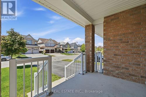 82 Gwillimbury Drive, Bradford West Gwillimbury, ON 