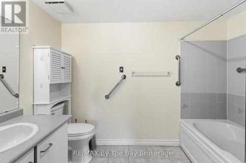 4 pc ensuite bath - 1 - 10 Mulligan Lane, Wasaga Beach, ON - Indoor Photo Showing Bathroom