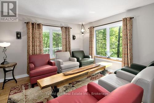 Bright principal rooms - 157 Glen Fiddish Road, West Grey, ON - Indoor Photo Showing Living Room