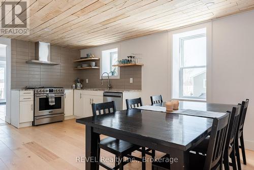 80 Lighthouse Drive, Haldimand (Dunnville), ON 