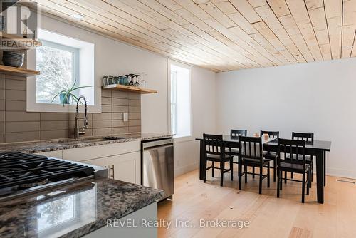 Granite counters - 80 Lighthouse Drive, Haldimand (Dunnville), ON 
