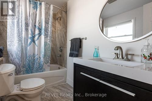 4 piece bathroom second level - 80 Lighthouse Drive, Haldimand (Dunnville), ON 