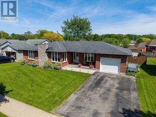 3742 Black Creek Road, Fort Erie (Black Creek), ON - Outdoor With Facade