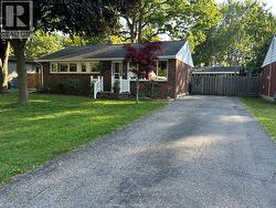 3341 Mark AVENUE Windsor, ON N9E 2X2