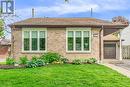 Drive - 43 Stoddart Drive, Aurora (Aurora Highlands), ON 