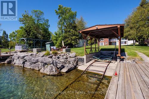 405 Balmy Beach Road, Georgian Bluffs, ON 