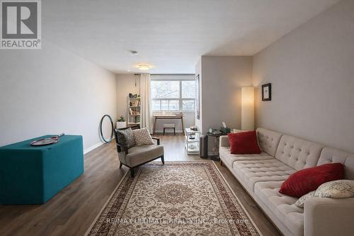 1819-1821 Avenue Road, Toronto, ON 