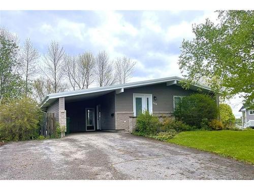 140 Neil Dr, Bathurst, NB 