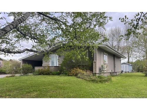 140 Neil Dr, Bathurst, NB 
