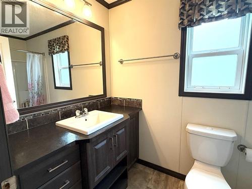 master ensuite - 8945 Highway 97 N Highway Unit# 5, Kelowna, BC 