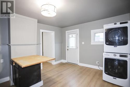 299 Goulais Ave, Sault Ste Marie, ON - Indoor Photo Showing Laundry Room
