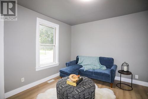 299 Goulais Ave, Sault Ste Marie, ON - Indoor